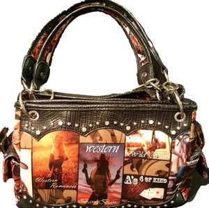 New, without tags, Le Miel purse